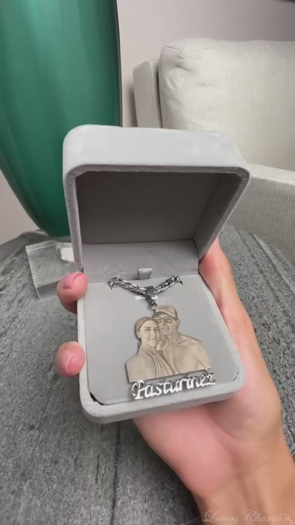 Custom Photo Necklace – Pet or Family Memory Pendant